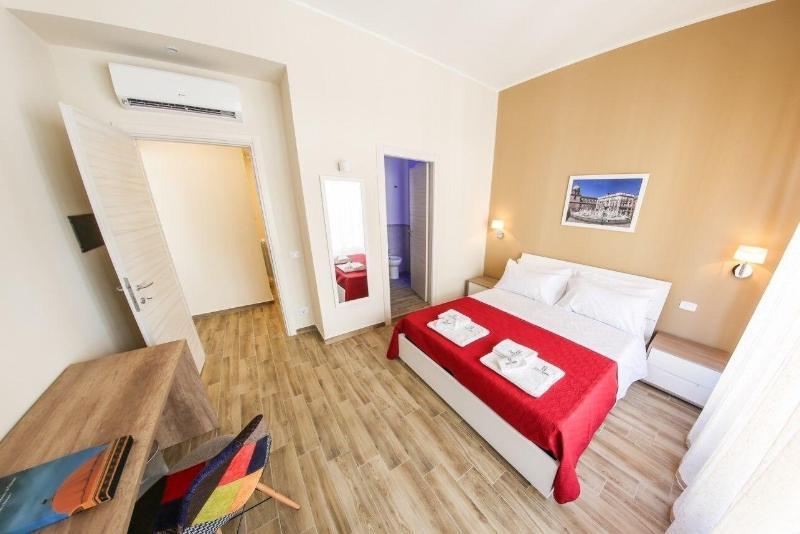 Quinto Stabile Rooms&suite Bed and breakfast 3*