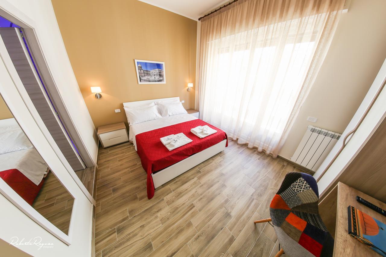 Alojamento de Acomodação e Pequeno-almoço Quinto Stabile Rooms&suite 3*